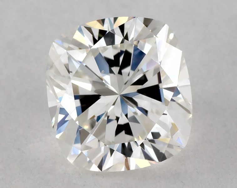 0.7 carat cushion diamond, H VS2