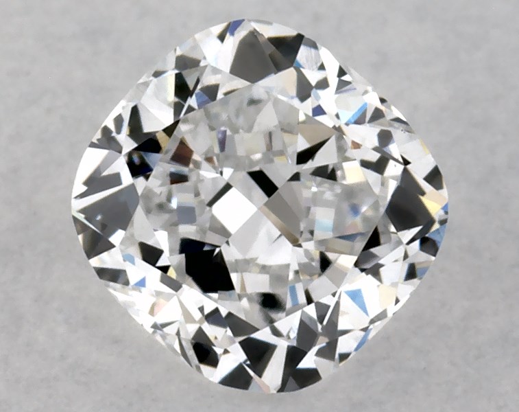 0.61 carat cushion diamond, D VS2