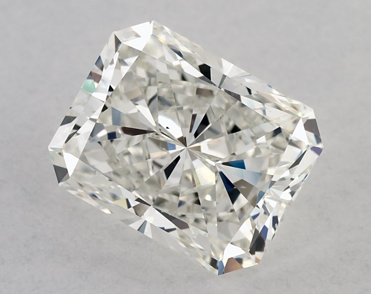 2.51 carat radiant diamond, I SI1